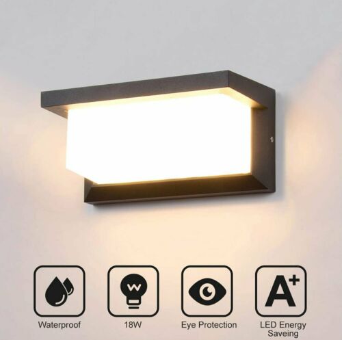 Wall light front view